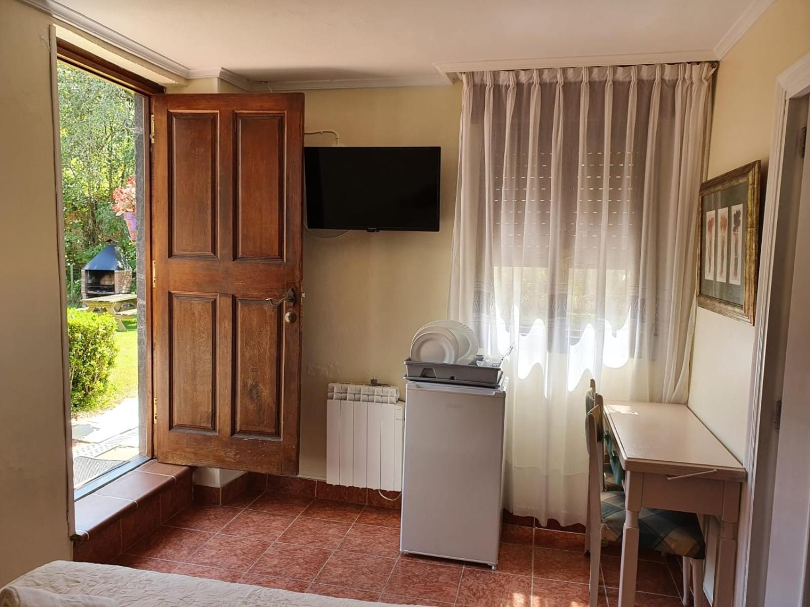 Alojamiento Con Jardin Y Barbacoa Onís 部屋 写真